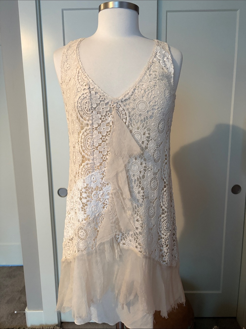 For Love & Liberty Lace & crochet cream V-Neck Mini Dress w/ slip.